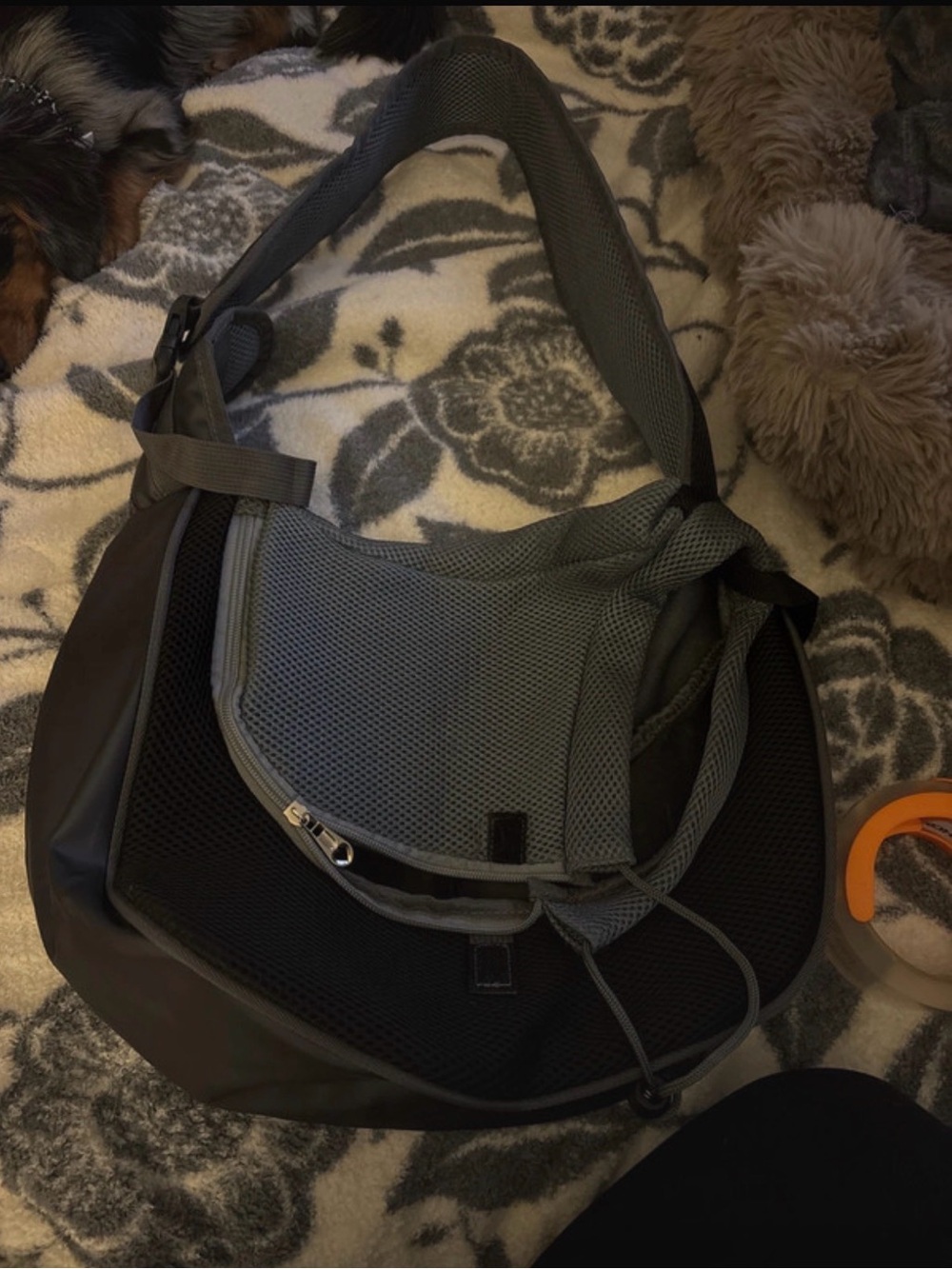 Men's Casual Crossbody Sling Bag - Gray
